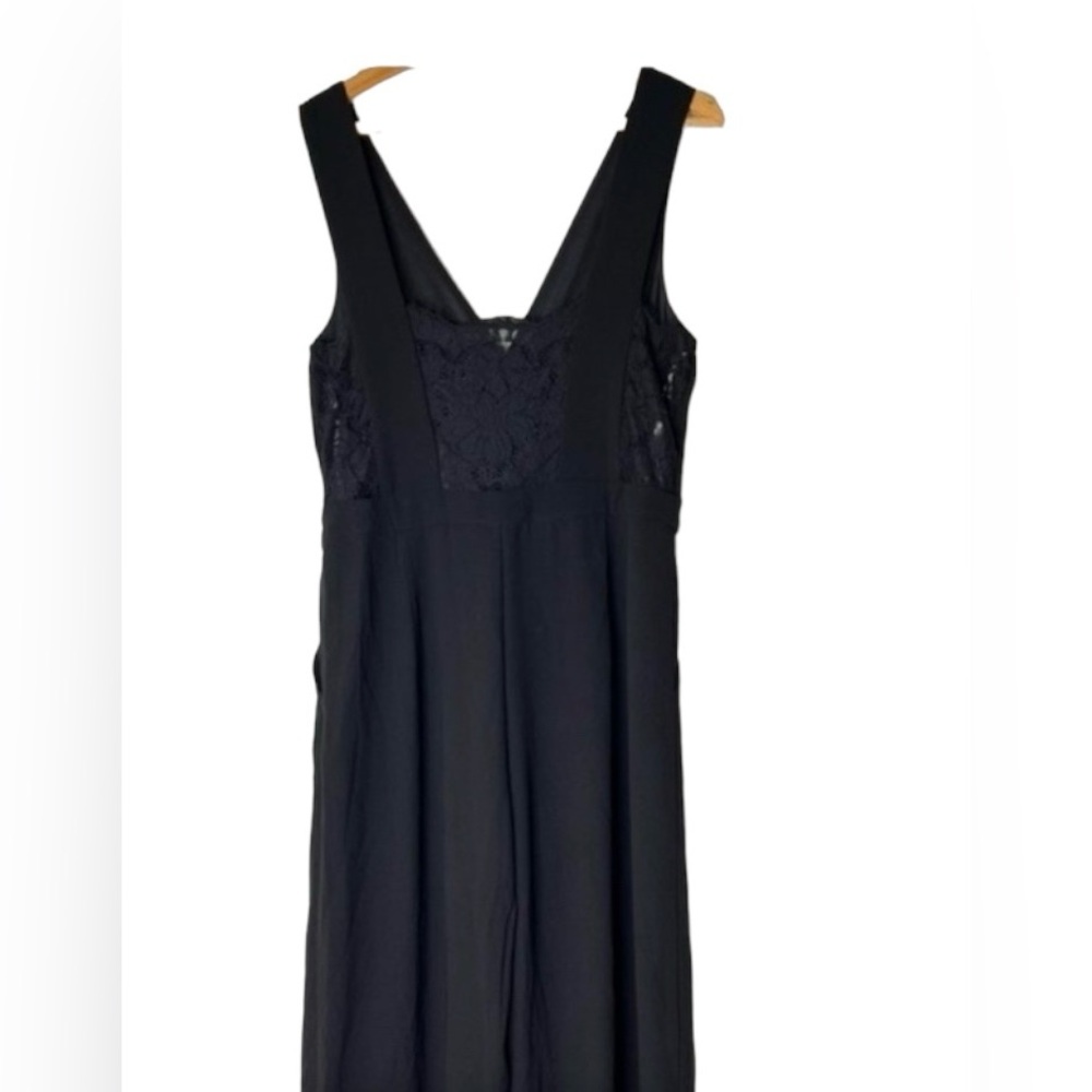 Luluās Kiska Black Lace Jumpsuit Large - Picture 4 of 12